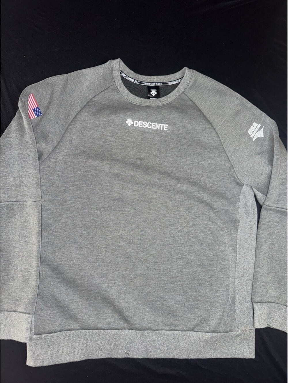 Descente USA Triathlon Sweatshirt Men's Size Large Gray Long Sleeve USA Flag